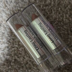 Long lasting lipstick by Bari 1421 first dance